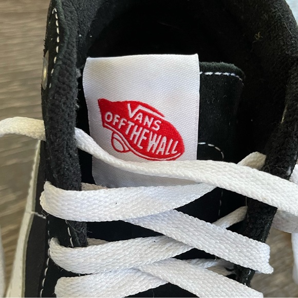 Like New! Vans Skate Sk8-Hi Black/White Sneakers - Unisex (Boys Size 5) - Picture 8 of 10